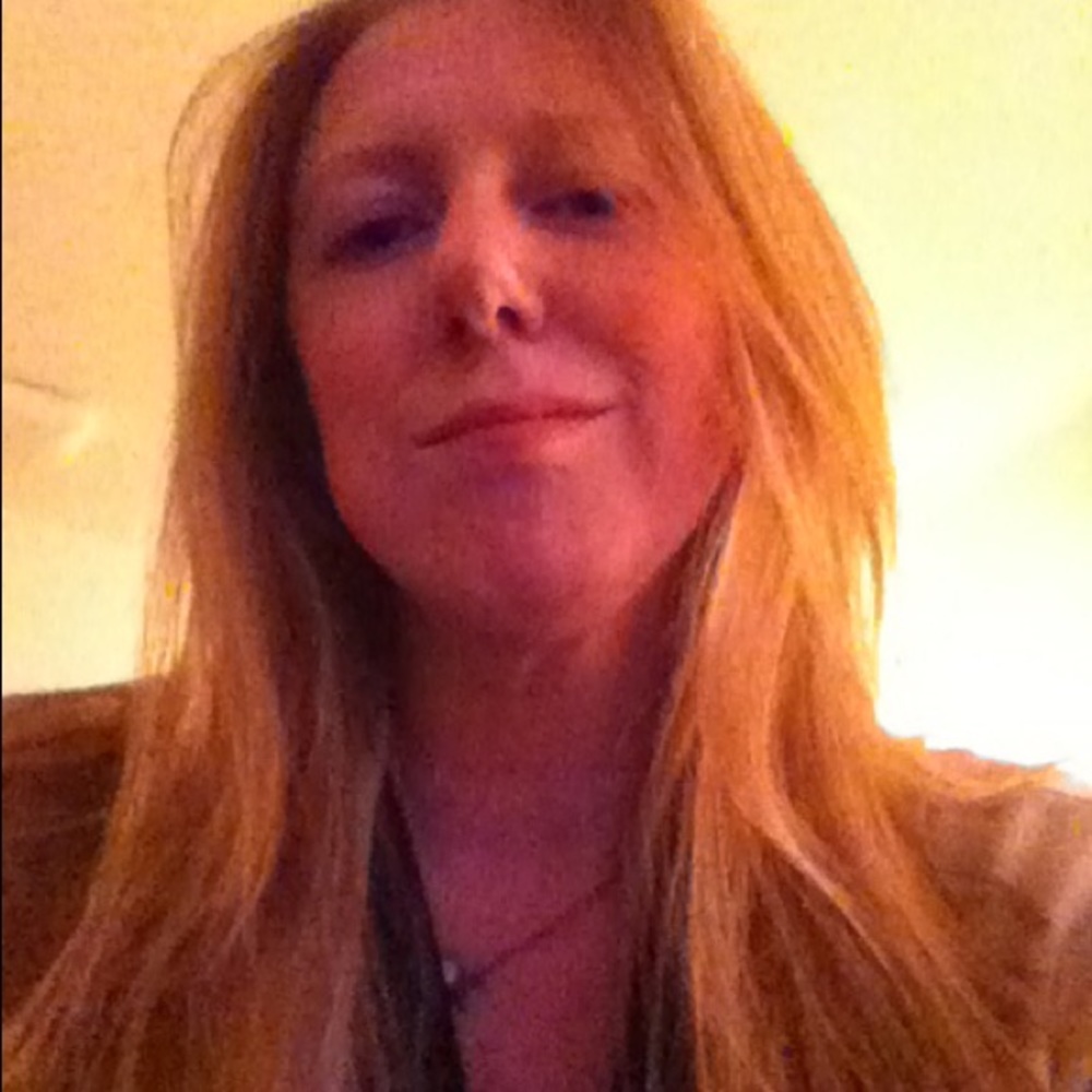Meet your Posher, Debdeborah